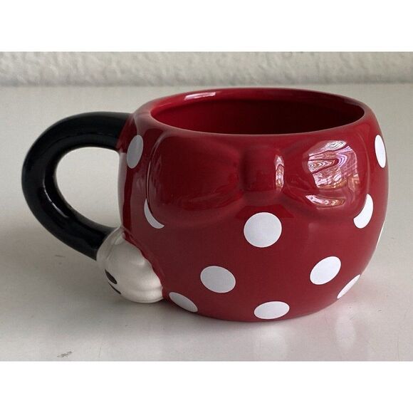 Bioworld Disney Minnie Mouse 20 Ounces Sculpted Ceramic Mug Cup NEW - Picture 2 of 11